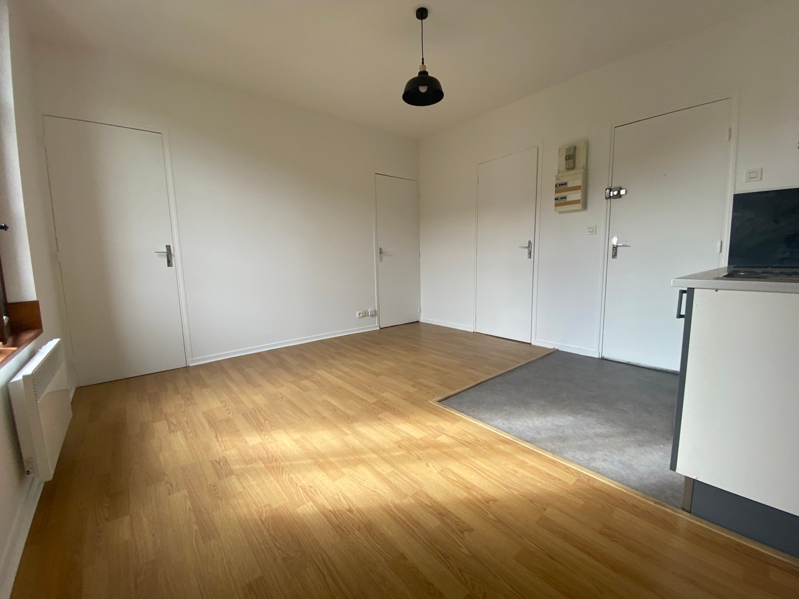 STUDIO PROCHE CENTRE VILLE